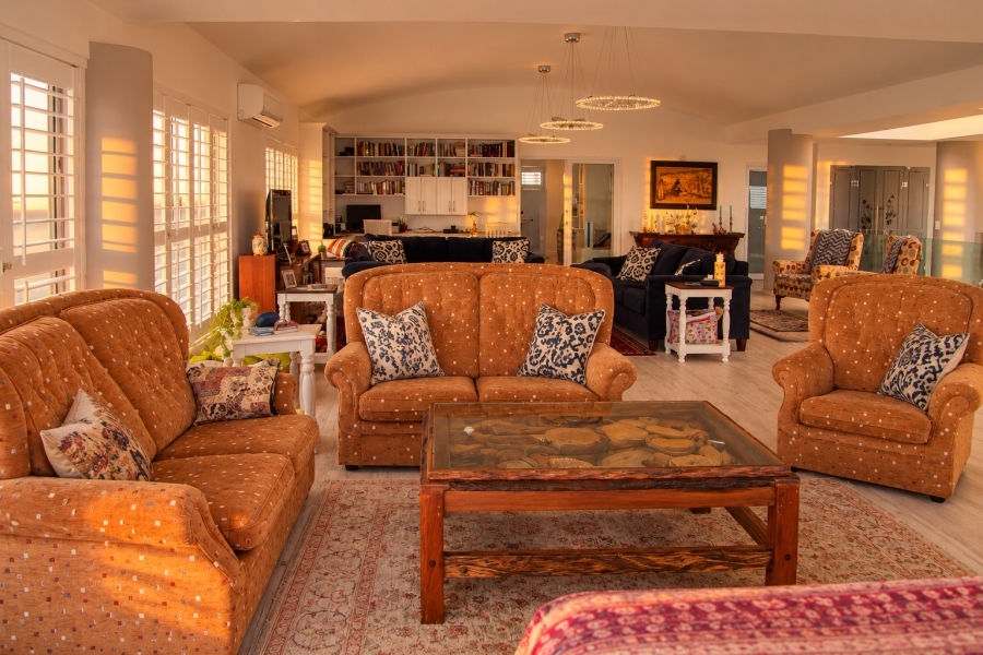 4 Bedroom Property for Sale in Paradise Beach Western Cape